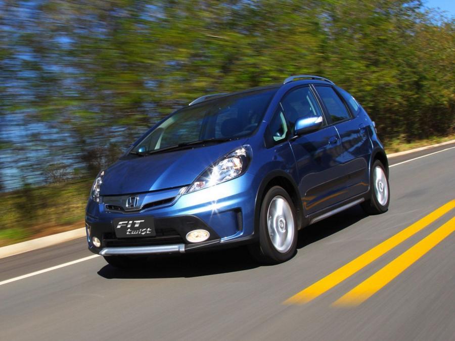  Honda Fit Twist GT 2012 года  (фото 6 из 18)